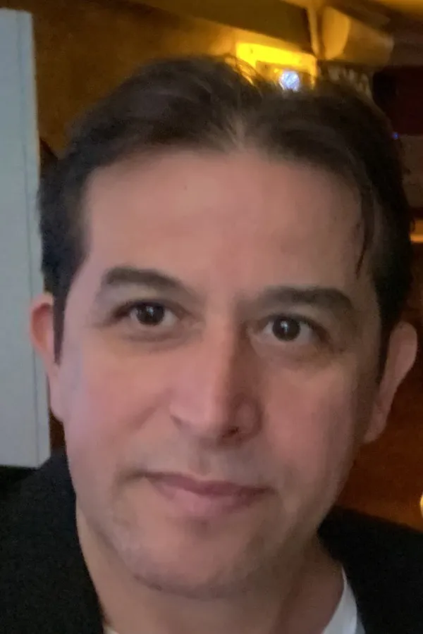 Erol Akyüz, fotoğraf 2