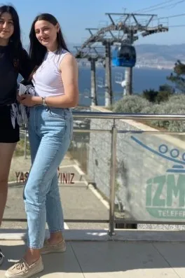 Cast Ajans Yapım Zelihanur Y