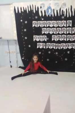 Esıla D Cast Ajans Yapım Esıla D