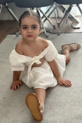 Cast Ajans Yapım Diyana V