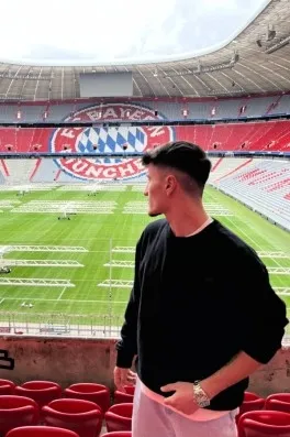 Mert E Cast Ajans Yapım Mert E