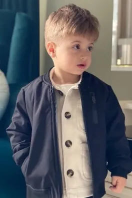 Mirza K Cast Ajans Yapım Mirza K