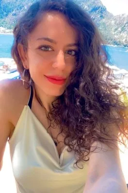 Cast Ajans Yapım Gizem Ş