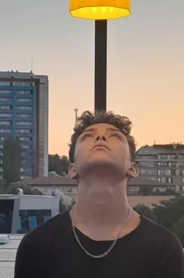 Cast Ajans Yapım Semi T