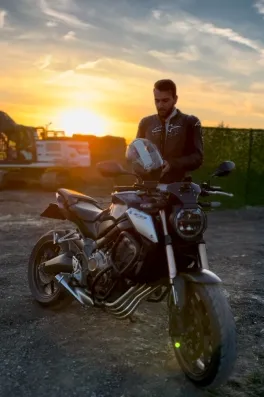 Cast Ajans Yapım Talha T