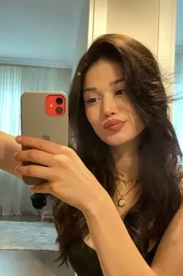 Cast Ajans Yapım Begüm K