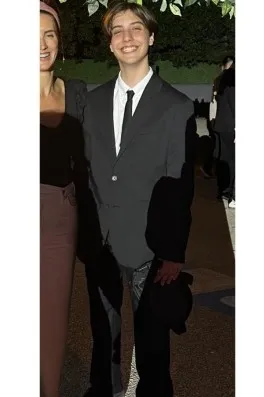 Cast Ajans Yapım Neşat A