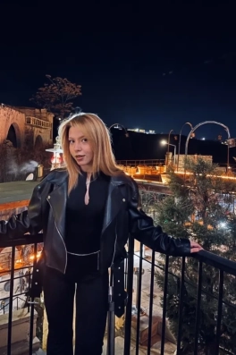 Cast Ajans Yapım Gül B