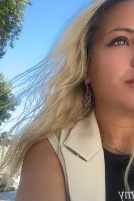 Cast Ajans Yapım Esra A