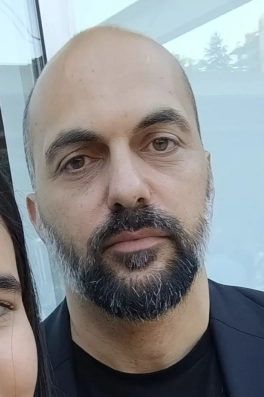 Ali Ö