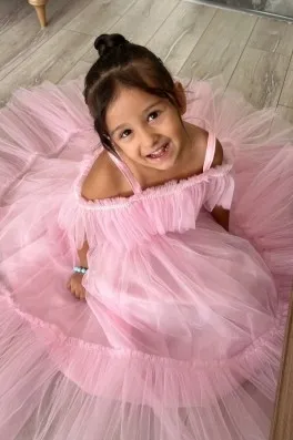 MİRA Ö Cast Ajans Yapım MİRA Ö