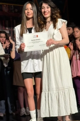 Cast Ajans Yapım Zeynep G