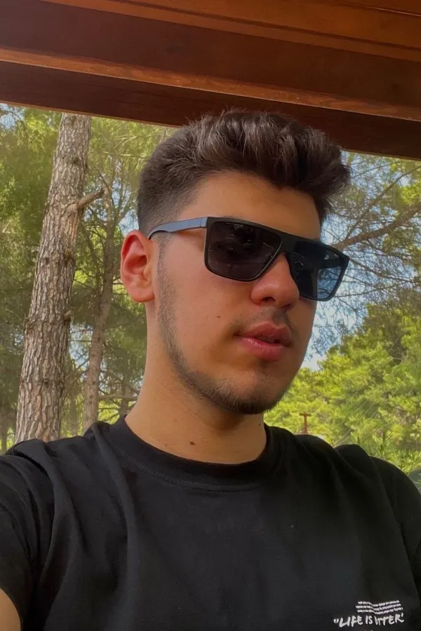 Emir K