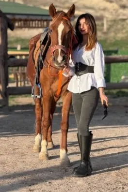 Cast Ajans Yapım Büşra K