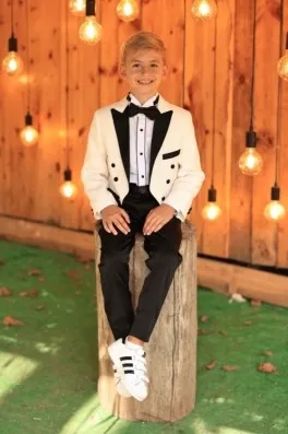 Cast Ajans Yapım Kutsal K