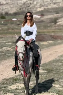 Cast Ajans Yapım Büşra K