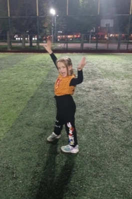 Cast Ajans Yapım Cansu E