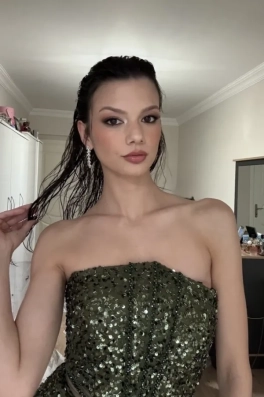 Cast Ajans Yapım Gamze Ş