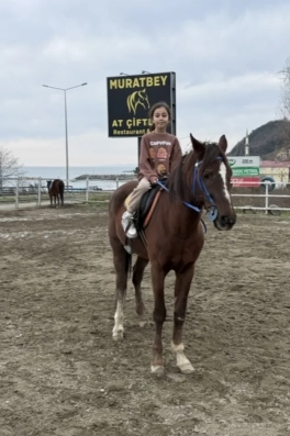 Cast Ajans Yapım Esila A