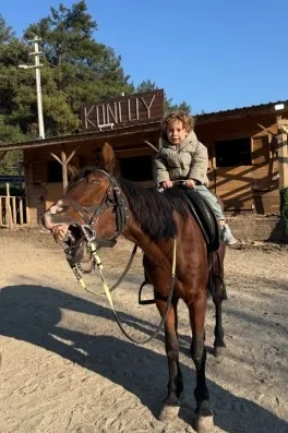 Cast Ajans Yapım Ata Ç