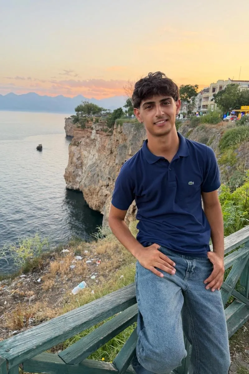 Mete yanaray, fotoğraf 3