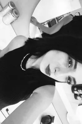 Naz E