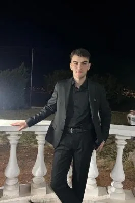 Şerafettin E