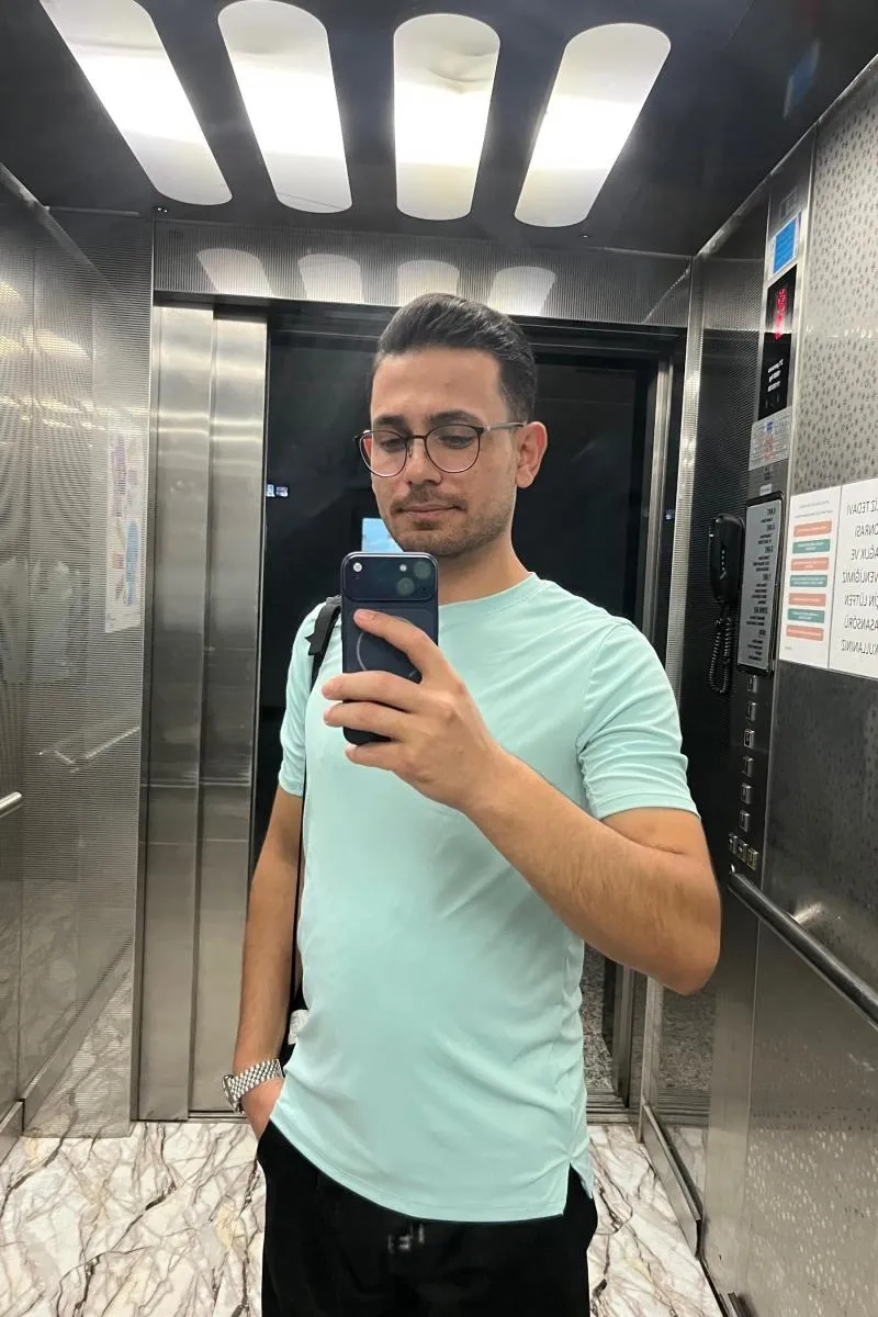 Turan Konur, fotoğraf 2