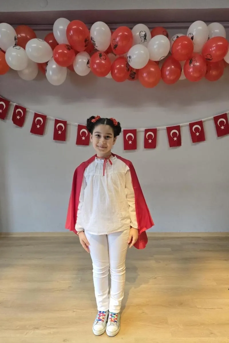 mila nur işyapar, fotoğraf 5