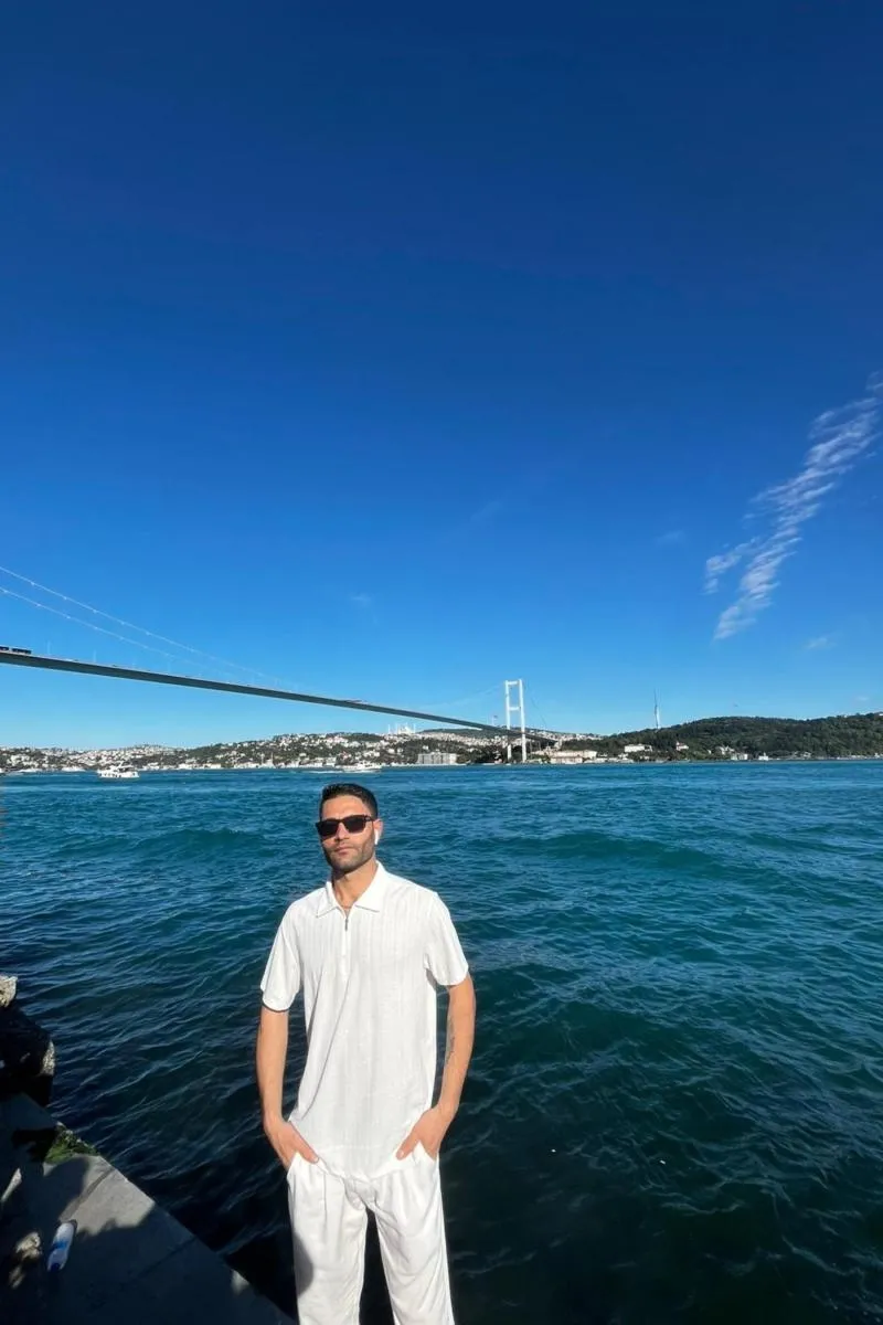 Ferhat Akbarı, fotoğraf 9